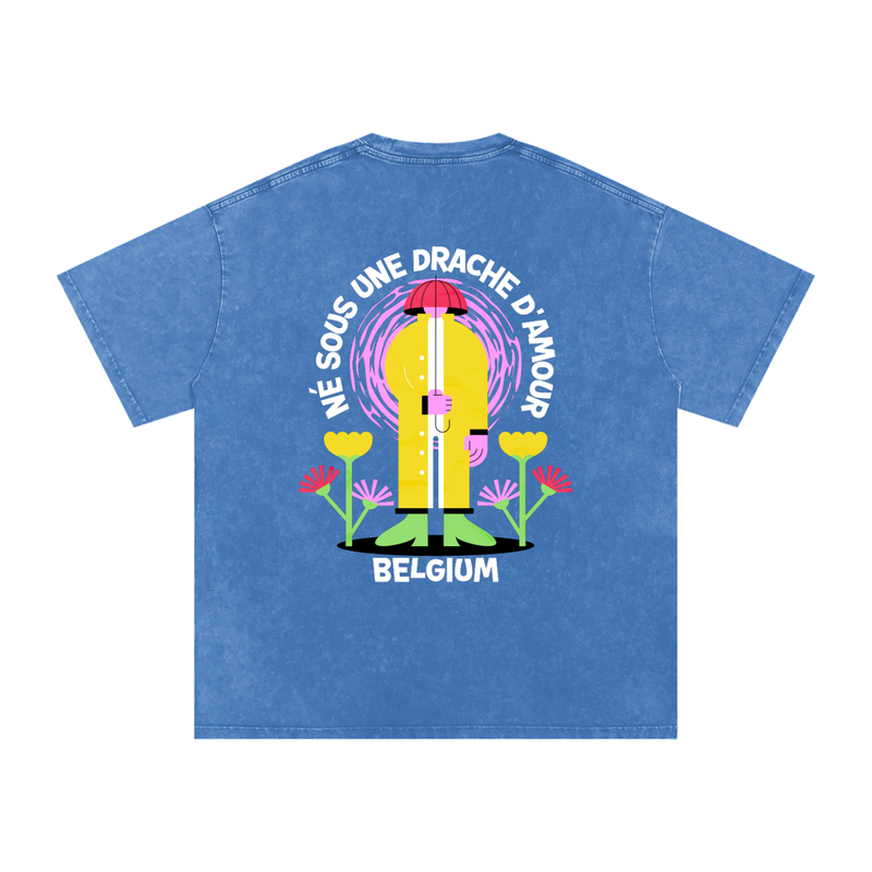 T-shirt Belge Original « Né sous une drache d'amour » – Oversize Snow Wash