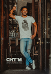 homme avec unn tshirt sympas et original avec un dessin de chouette et un chouette message