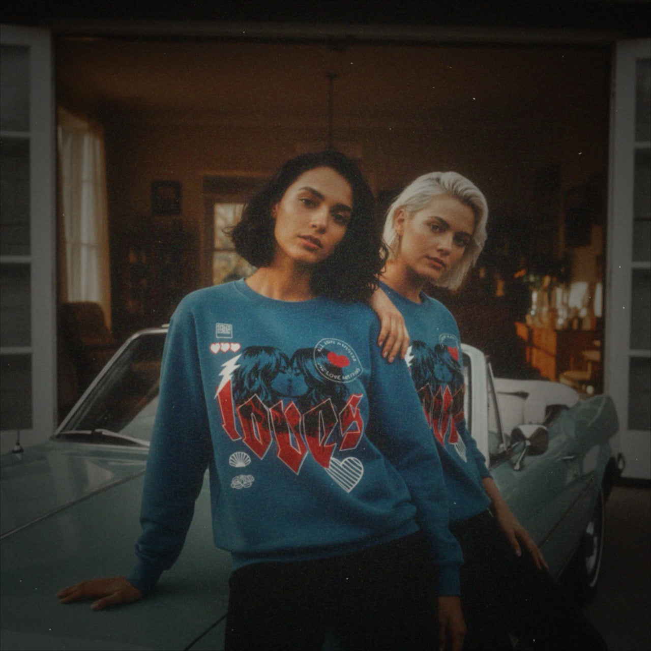 PULL FEMME "LOVE MATTERS" - ÉDITION PRIDE LESBIENNE