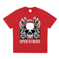 T-shirt oversized Open Your Mind en rouge - imprimé blanc crâne gothique et couronne de roses