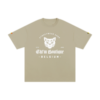 T-shirt oversized logo chat gothique en beige grisé, imprimé blanc CHT'M Belgium, vue de face