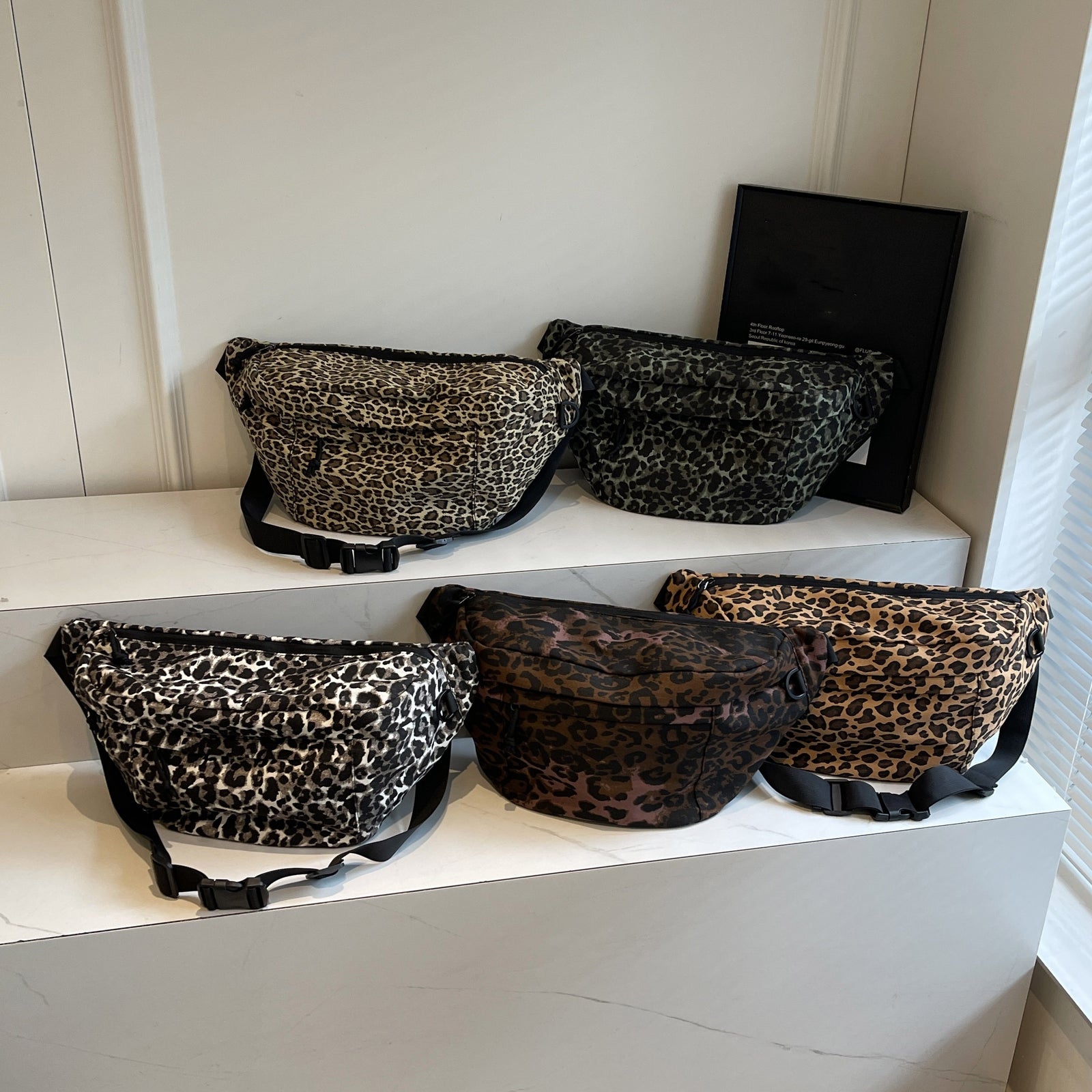 Sac banane XXL léopard brun – vue 8