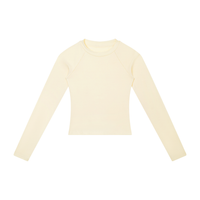 Packshot face du t-shirt manches longues original femme abricot