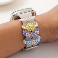 Charms en perles fleurs et smiley pour bracelet Apple Watch, coloris modèle 4 smiley pastel