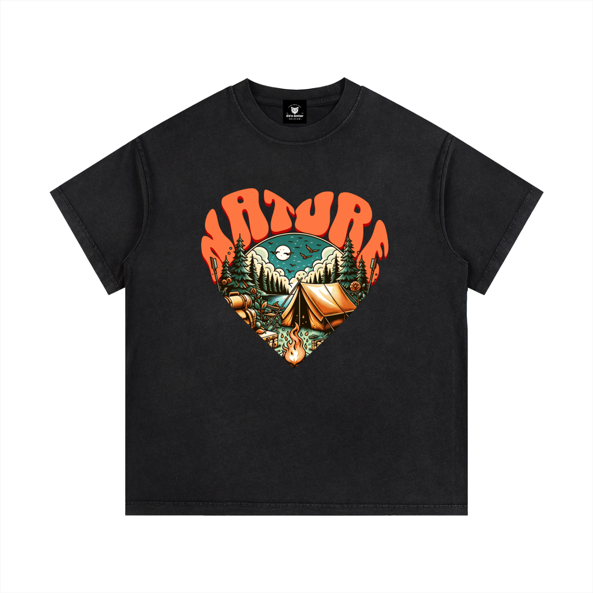 T-shirt enfant oversized Nature Heart en noir délavé, scène de camping imprimée en cœur