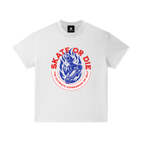 T-shirt enfant oversized Skate or Die en blanc - démon en flammes sur un skateboard