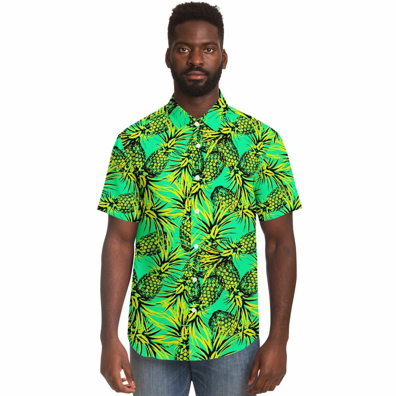Chemise homme manches courtes vert fluo à ananas, portée par un second mannequin, vue de face