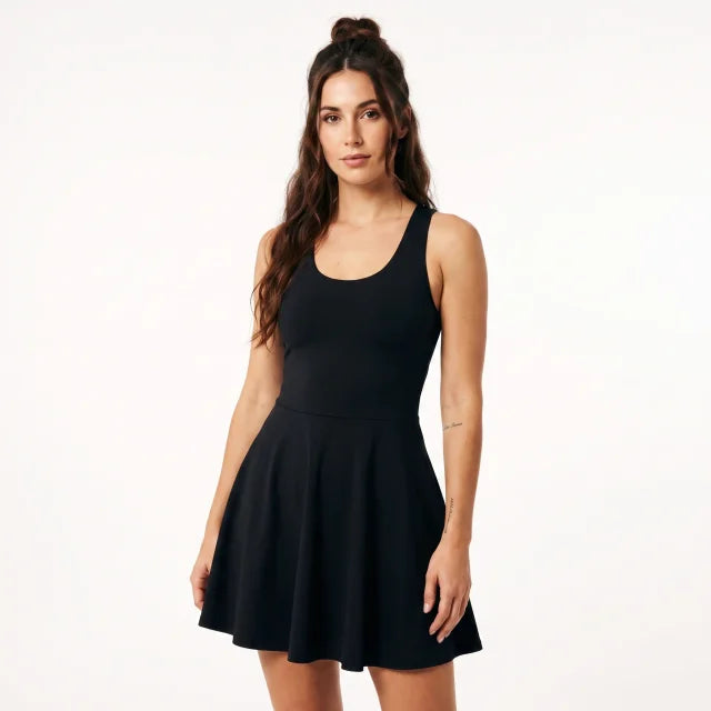 Robe de Tennis Originale Femme – Dos Ouvert, Coupe Évasée