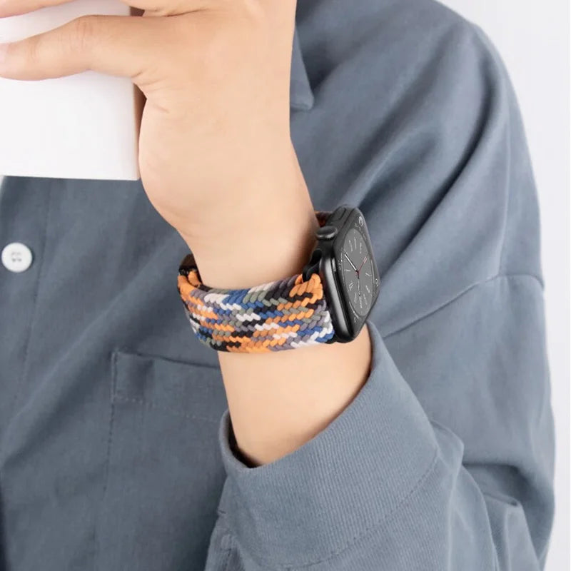 Bracelet Apple Watch en nylon tressé à fermoir magnétique, vue détaillée 5