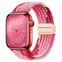 Bracelet Apple Watch en nylon tressé à fermoir magnétique, coloris fraise