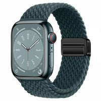 Bracelet Apple Watch en nylon tressé à fermoir magnétique, coloris vert forêt