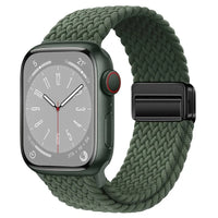 Bracelet Apple Watch en nylon tressé à fermoir magnétique, coloris vert olive