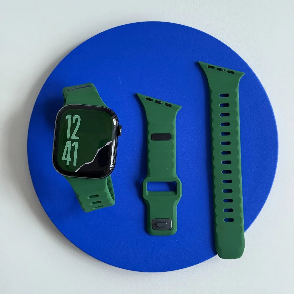 Bracelet Apple Watch sport en silicone, coloris vert foncé
