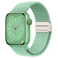Bracelet Apple Watch en nylon tressé à fermoir magnétique, coloris pistache