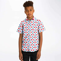 tenue garçon avec chemise blanche et rouge