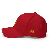 Casquette belge Flexfit rouge de profil, casquette fermée à l'arrière