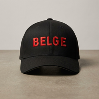 Casquette belge noire non portée, lettrage BELGE brodé fil rouge vu de face