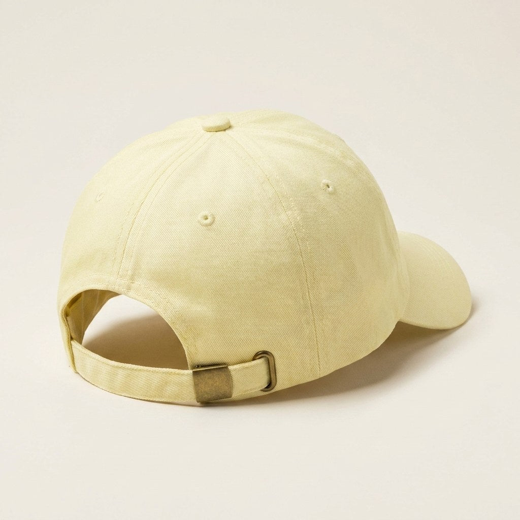 Dos de la casquette femme jaune pastel avec sa sangle réglable, tour de tête 50-60 cm