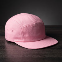 Casquette five panel rose clair unie, visière plate
