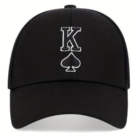 Gros plan broderie 3D Roi de Pique (K et pique) sur casquette poker noire CHT'M