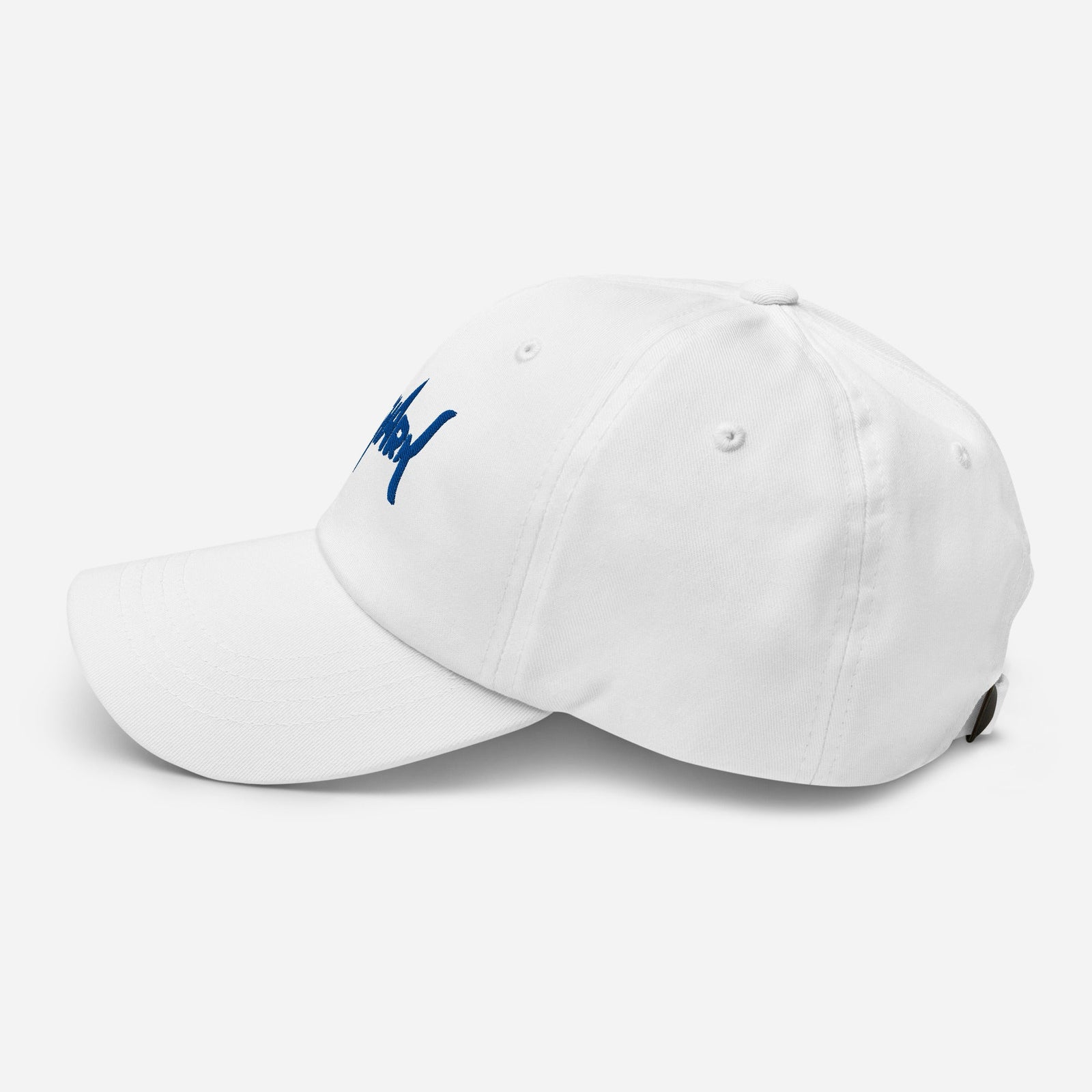 Casquette requin brodée blanche de profil gauche, œillets brodés