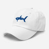 Casquette requin brodée blanche vue trois-quarts gauche, broderie SHARK