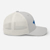 Casquette trucker requin SHARK argentée, profil droit, visière pré-courbée