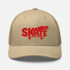 Casquette skate trucker kaki brodée crocodile rouge, vue de face