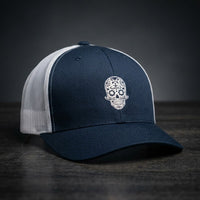 Casquette trucker calavera brodée blanche bleu marine et blanc - tête de mort mexicaine streetwear CHT'M Boutique