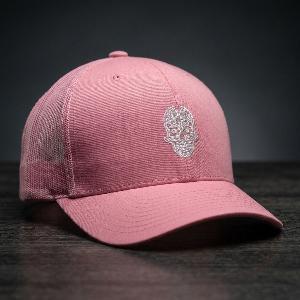 Casquette trucker calavera brodée blanche rose - tête de mort mexicaine streetwear CHT'M Boutique