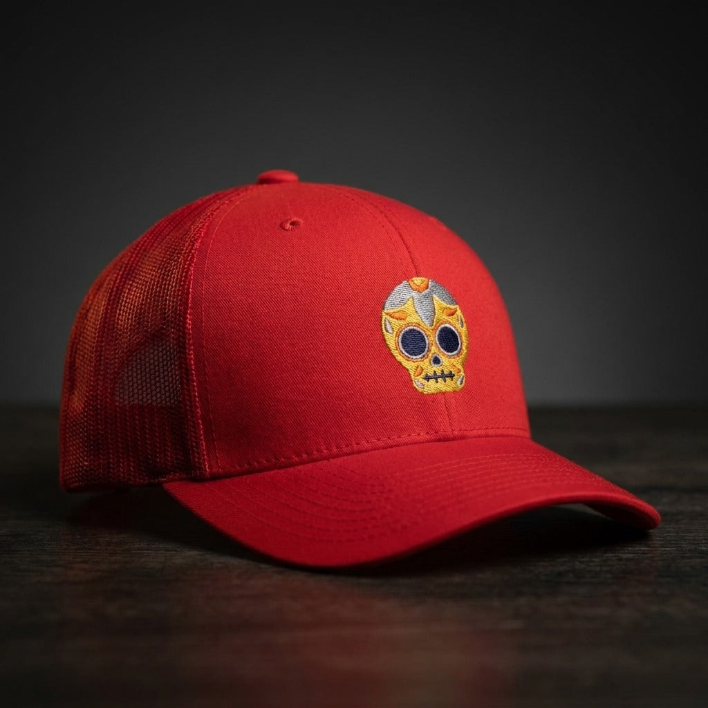 Casquette trucker Calavera Dorée Rouge avec logo brodé tête de mort mexicaine dorée - CHT'M Boutique