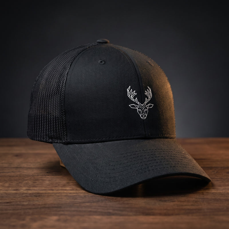 Casquette trucker CERF ORIGAMI noire brodée motif cerf origami - CHT'M Boutique