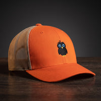 Casquette trucker bicolore roux et kaki avec logo brodé hibou noir aux yeux bleus, collection CRAZY OWL