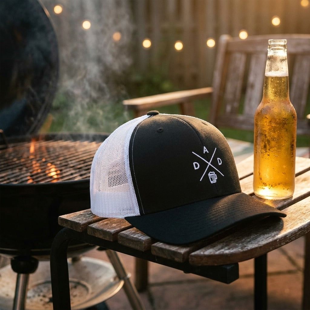 Casquette trucker DAD - ambiance barbecue entre potes, logo brodé chope de bière - CHT'M Boutique