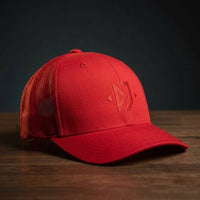 Casquette trucker DJ rouge avec logo brodé rouge ton sur ton - CHT'M Boutique