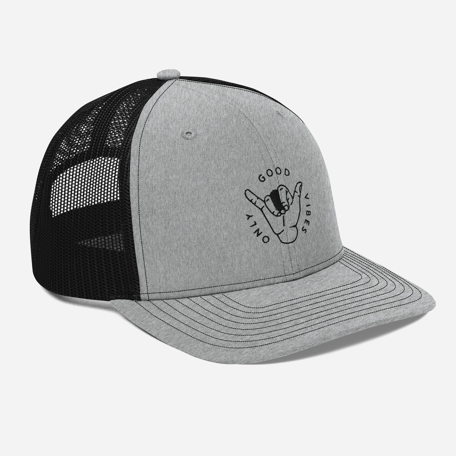 Casquette trucker Good Vibes Only gris chiné et noir, vue trois quarts droite