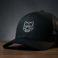 Casquette trucker OURS ORIGAMI noire zoom détail broderie ours origami - CHT'M Boutique