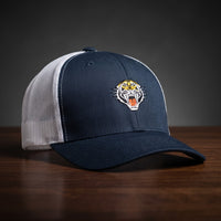 Casquette trucker tigre bleu marine et blanc - tête de tigre rugissant brodée - CHT'M Boutique