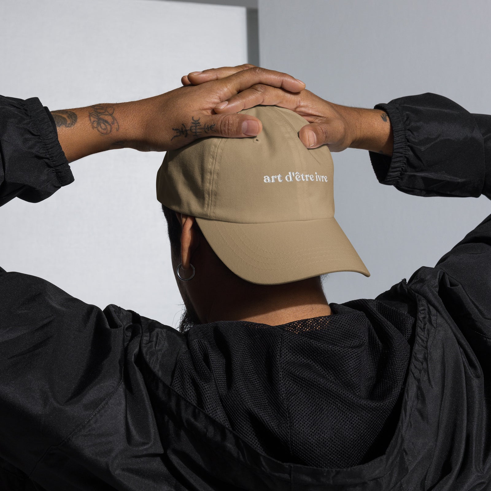 Casquette baseball art d'être ivre noir détail de la broderie CHT'M Boutique