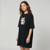 Robe t-shirt chat manga femme studio photo produit trois-quarts - CHT'M Boutique