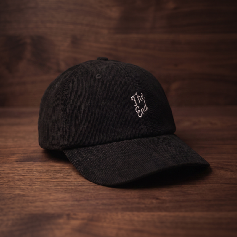 Casquette en velours côtelé CHT'M The End, broderie script blanche, vue trois-quarts