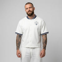 Maillot de baseball oversize blanc homme logo DAD porté par un mannequin CHT'M, idée cadeau papa