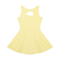 Robe de tennis originale jaune pastel, vue de face