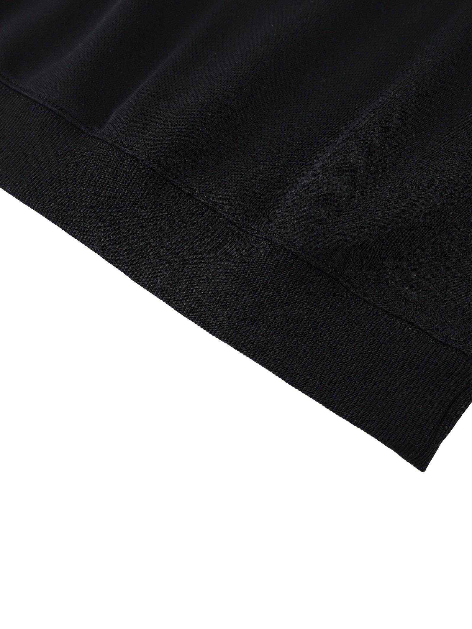 Détail du bas de corps en bord-côte du pull oversize 380 g/m²