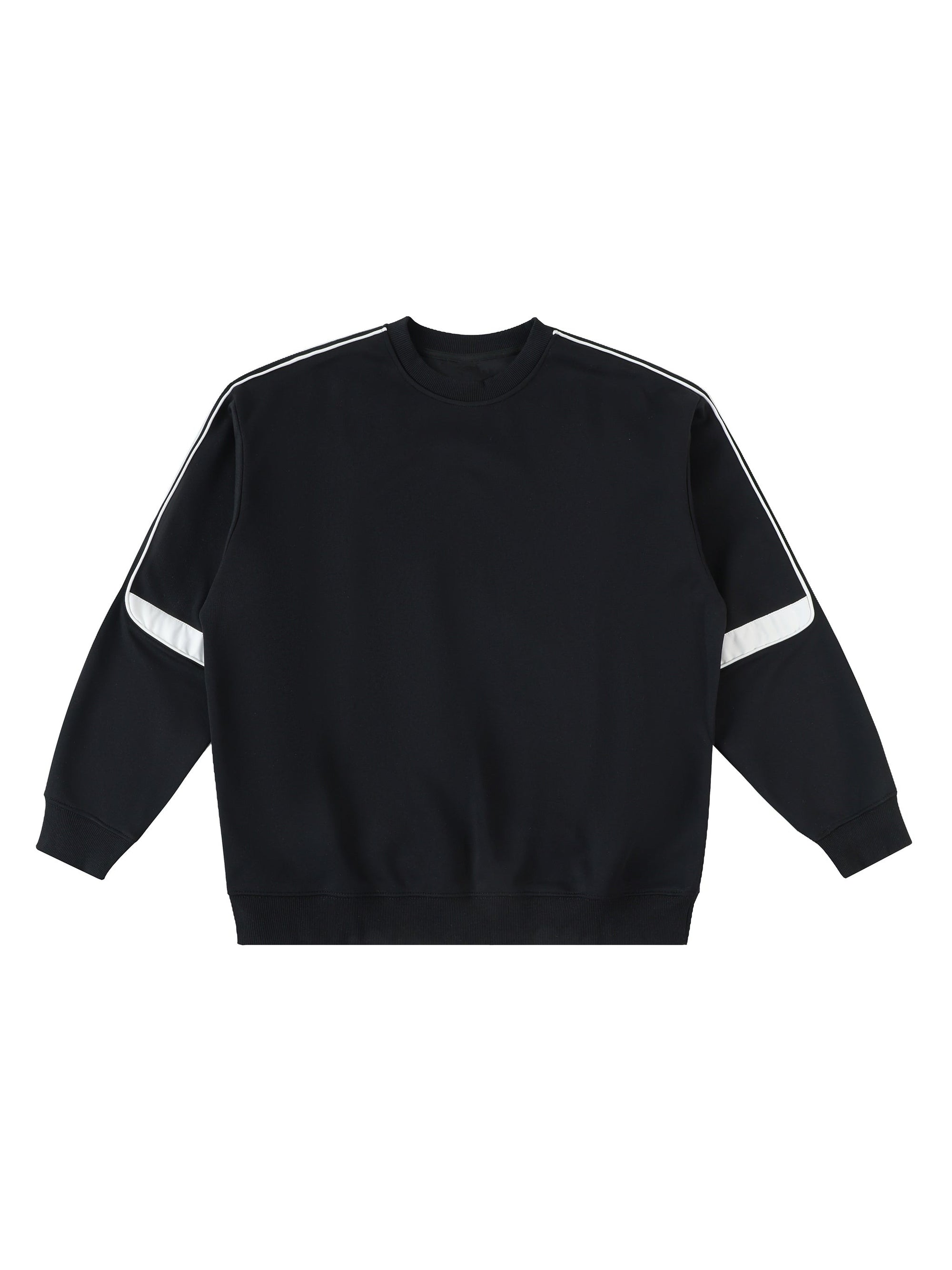 Pull oversize drum and bass noir à plat, vue de face, coupe loose épaules tombantes
