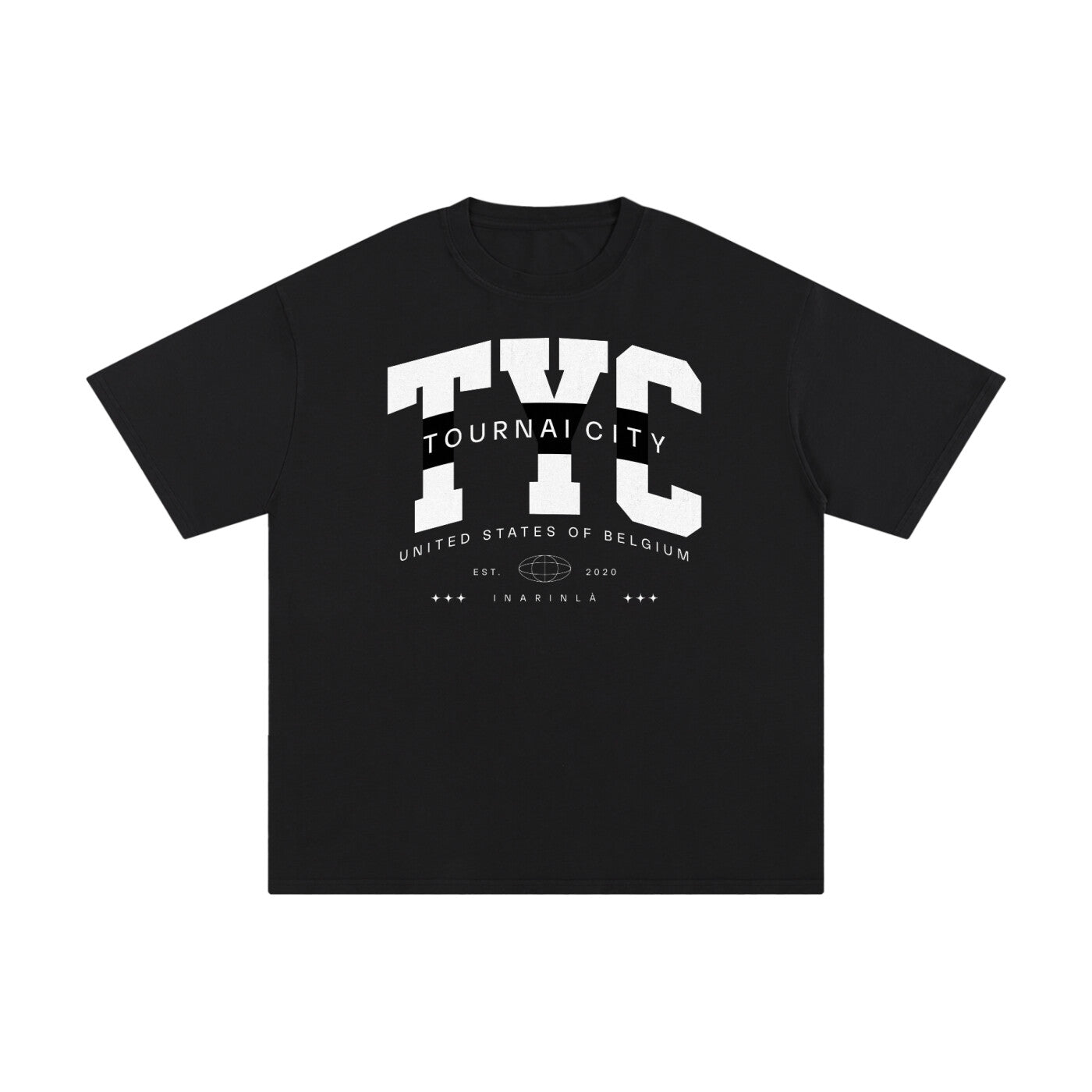 T-shirt oversized noir Tournai City à plat, imprimé varsity TYC 40 x 52 cm sur le devant