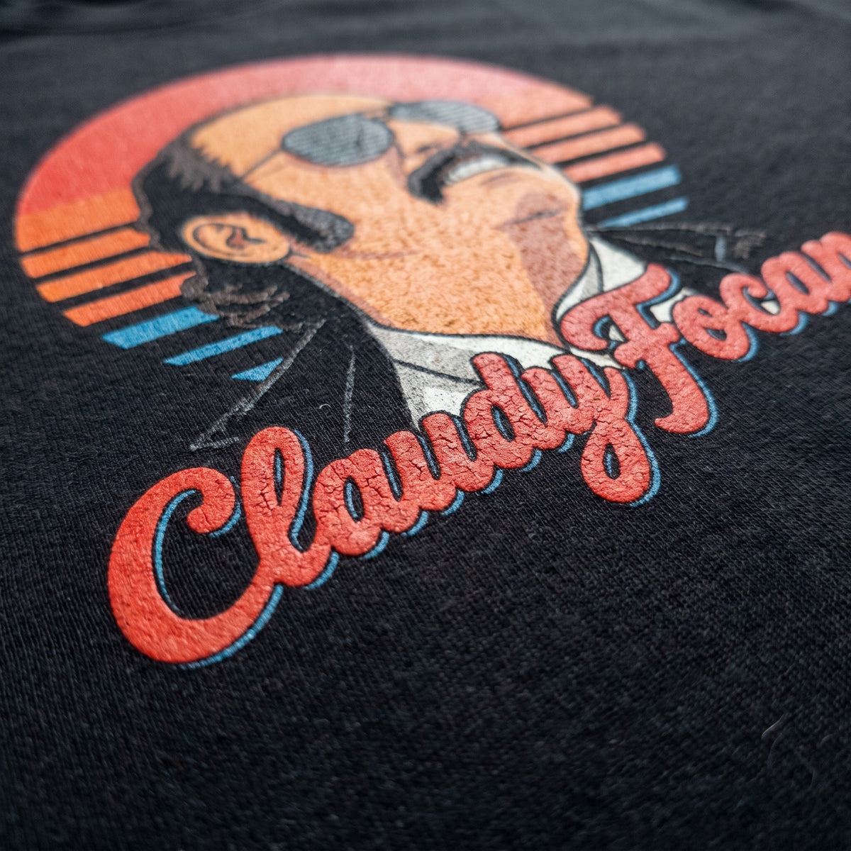 Macro sur l'impression du design Claudy Focan, texture et qualité du tissu
