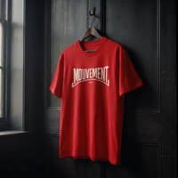 T-shirt Gen Z rouge « Mouvement » logo blanc sur cintre en bois – t-shirt manif original CHT'M