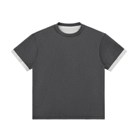 Détail du t-shirt original poignets contrastés CHT'M Boutique