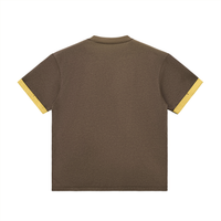 T-shirt original poignets contrastés marron porté - CHT'M Boutique